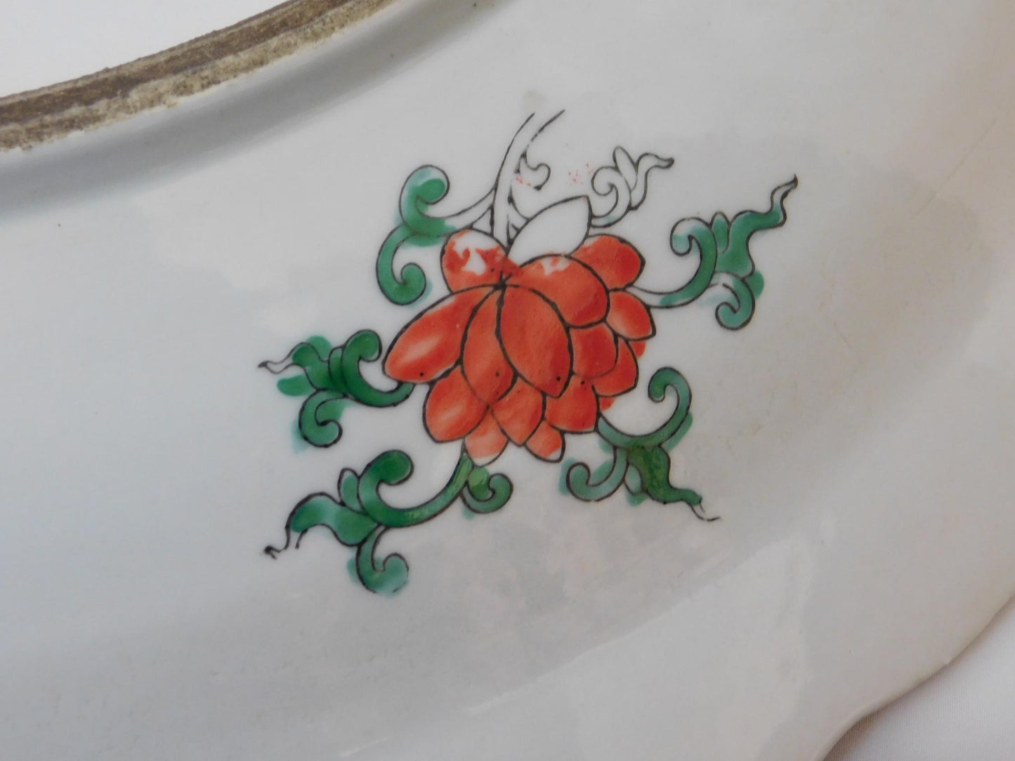 Large Wucai Dragon & Phoenix Charger – six-character Kangxi mark (20thC tribute piece)