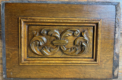 18th‑Century Carved Oak Panels – Cherub & Putti