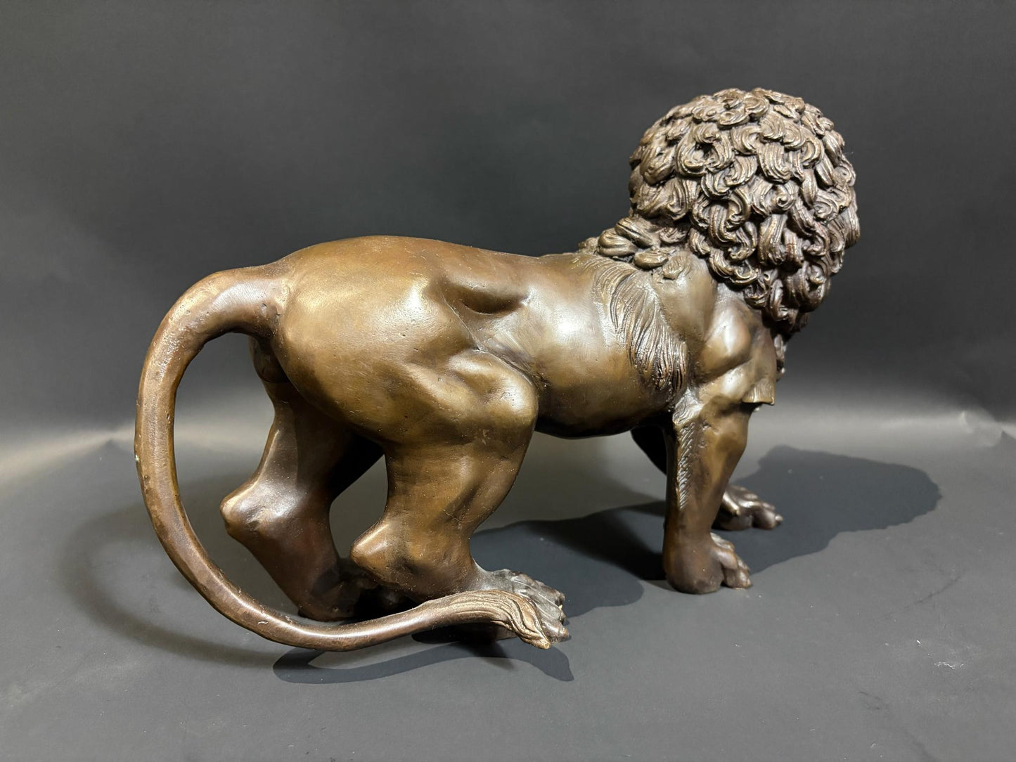 Patinated Bronze “Medici” Lion, 32 cm – Mid‑20th Century Italian