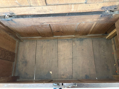 Late 17th Century English Joined Oak Coffer (c.1680–1700)